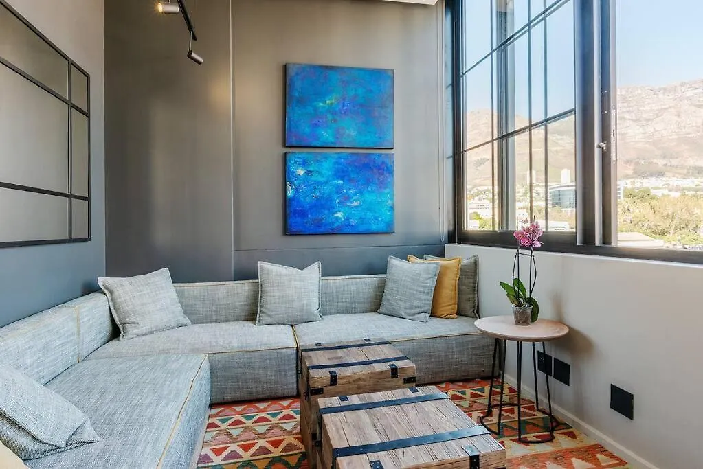 Urban Utopia In The Heart Of The East City Cape Town Apartment